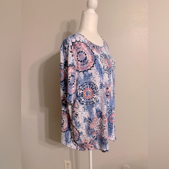 Emily Daniels Floral Print Women's Top - Blue and Pink - Picture 2 of 5